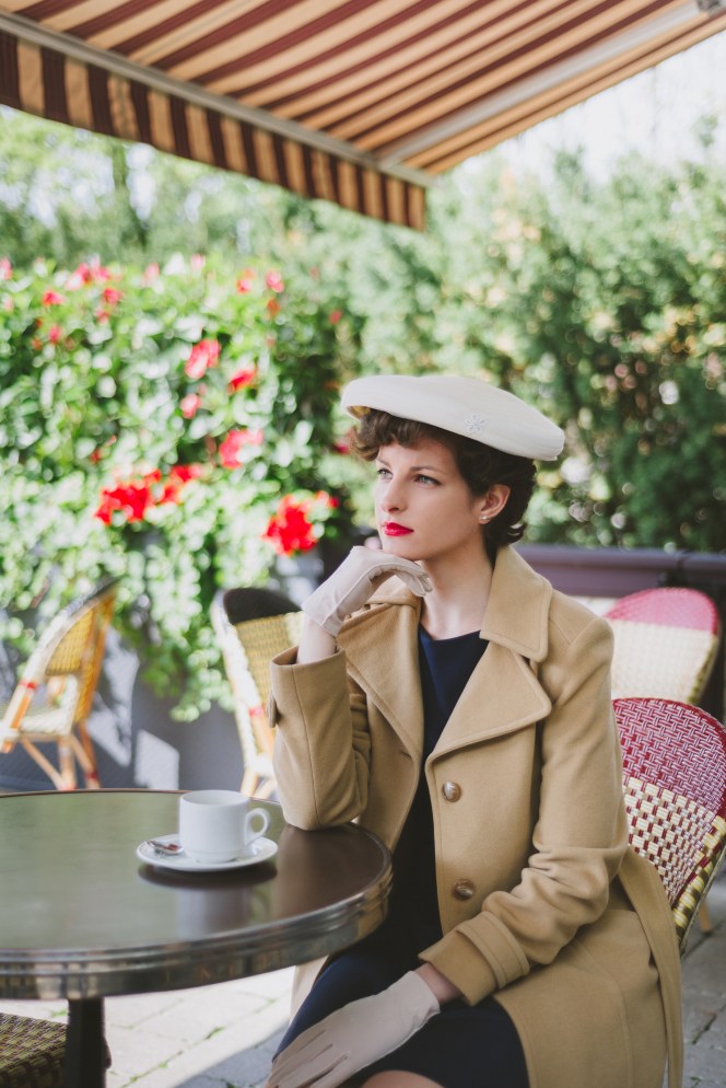 lickingknives_image1