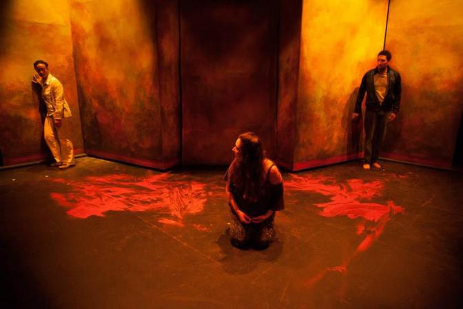 995880_608740049172617_1249249685_n